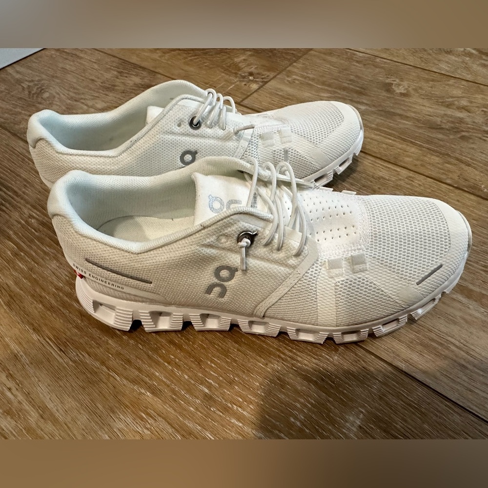 Cloud 5 Sneaker, White, 7.5